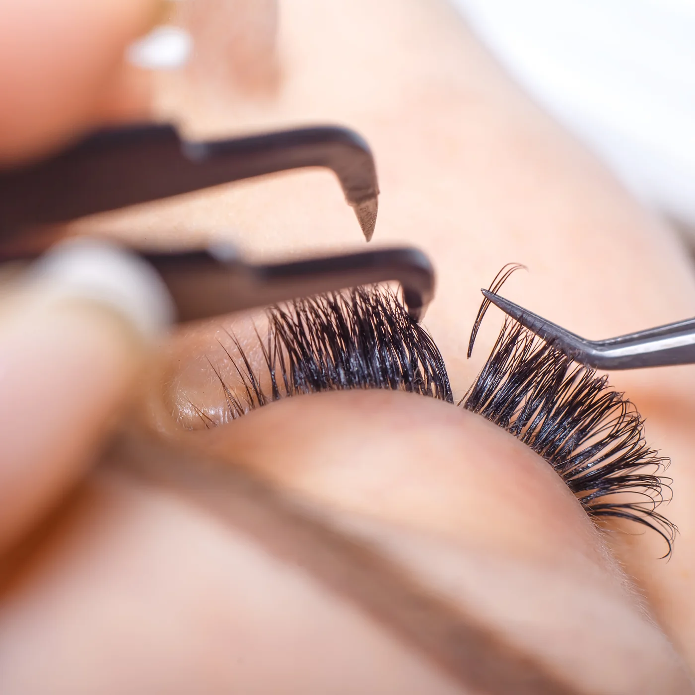 Eyelash service